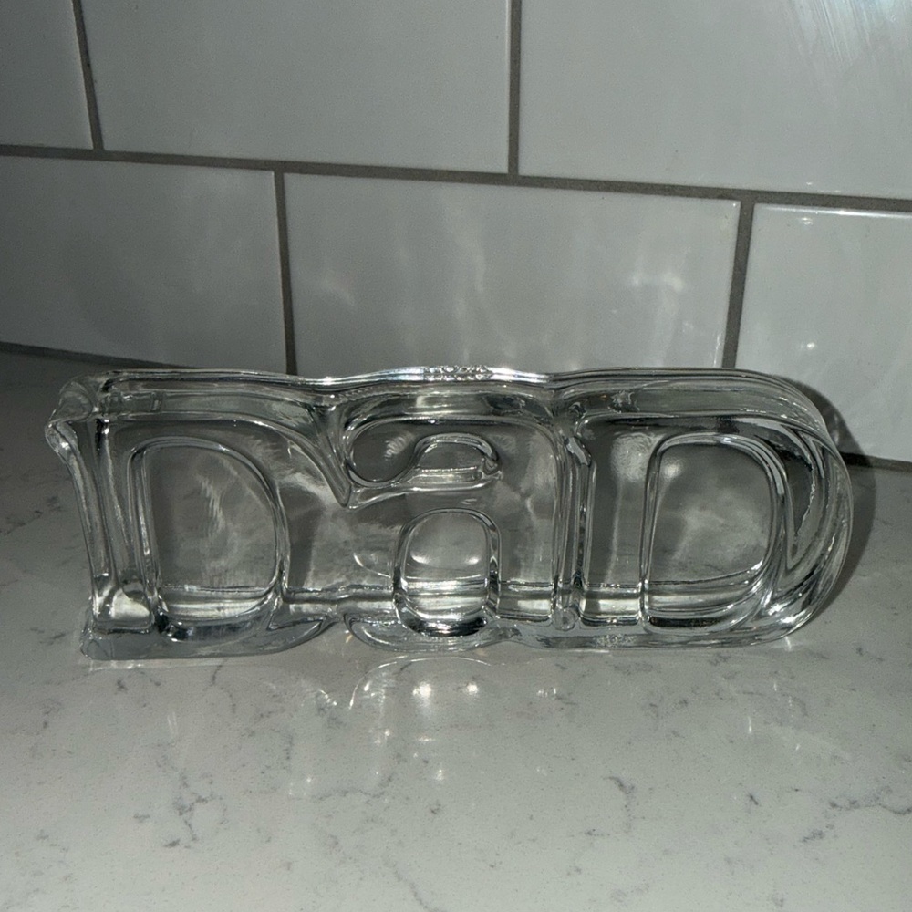 Vintage‎ 1982 AVON Fostoria Glass DAD paperweight